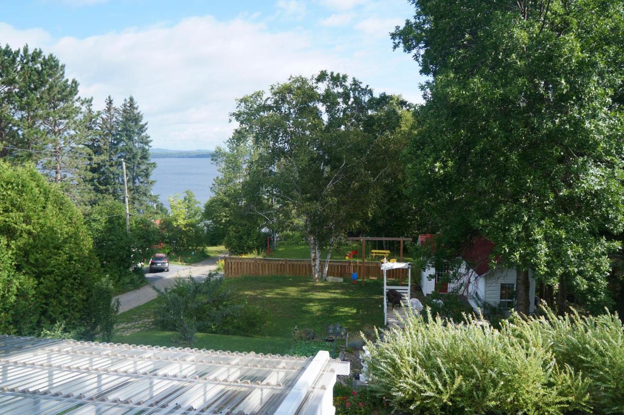 Gite Grand Moment Bed and Breakfast Cabano Esterno foto
