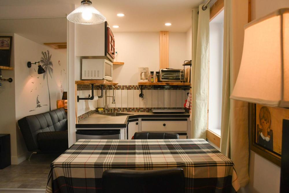 Gite Grand Moment Bed and Breakfast Cabano Esterno foto