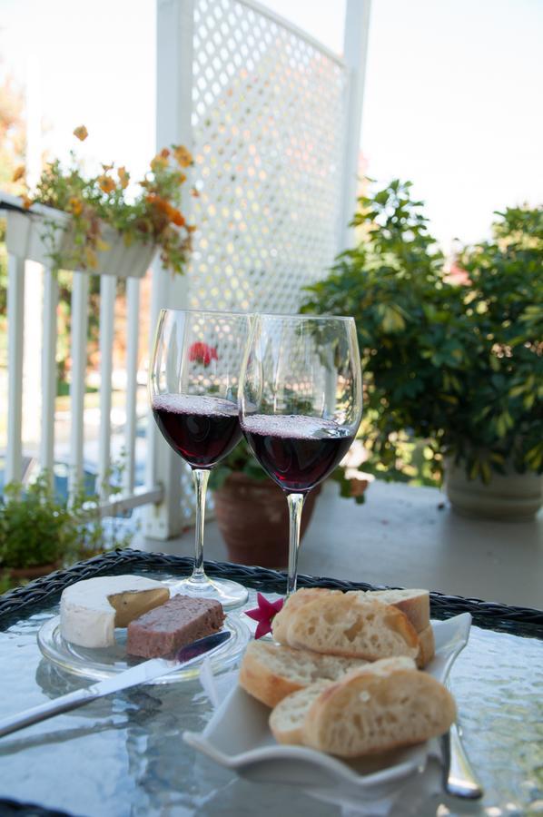 Gite Grand Moment Bed and Breakfast Cabano Esterno foto